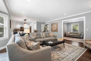 TV - Southampton 4BR Home | Heated Pool, Firepit, Near Shinnecock Hills (Hamptons)