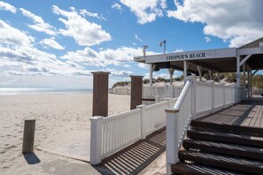 Beach - Southampton 4BR Home | Heated Pool, Firepit, Near Shinnecock Hills (Hamptons)