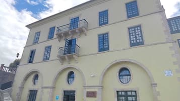 Façade de lâhĂ©bergement