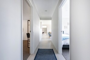 4 bedrooms, desk, iron/ironing board, free WiFi