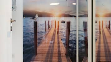 Iron/ironing board, free WiFi