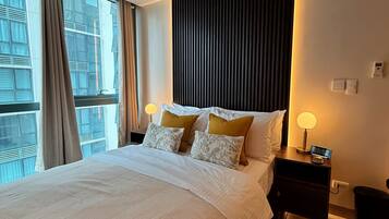 1 bedroom, iron/ironing board, free WiFi