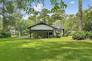 House, 3 Bedrooms | Exterior