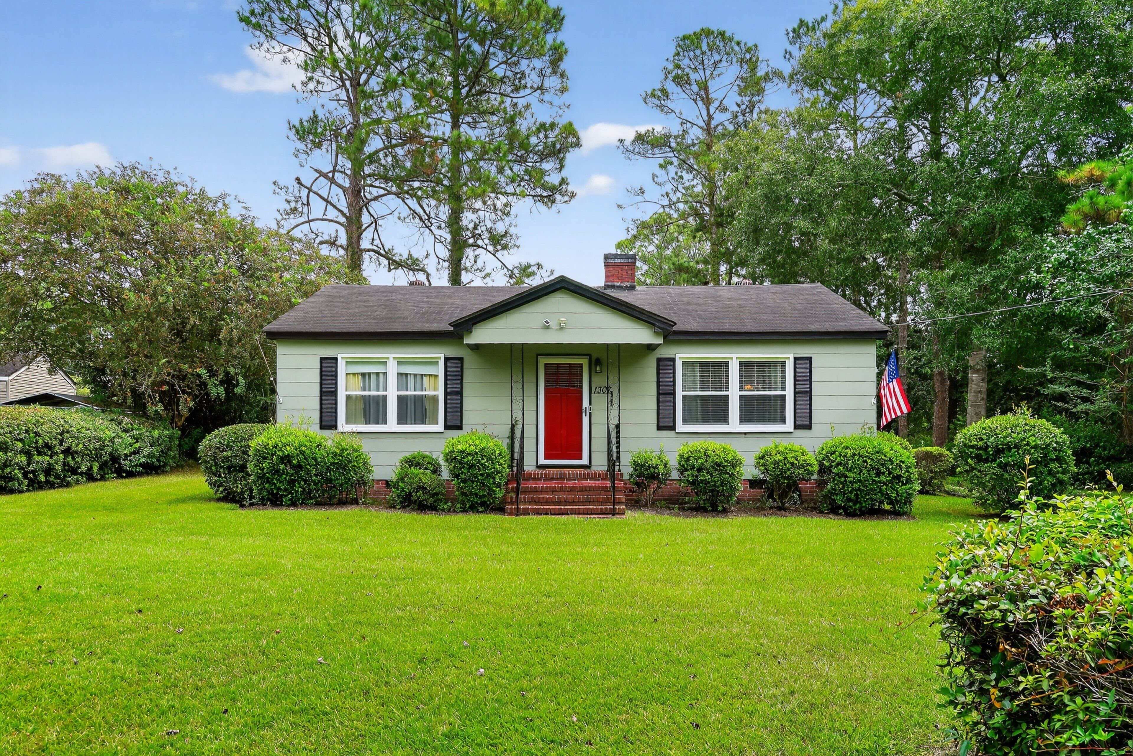 House, 3 Bedrooms | Exterior