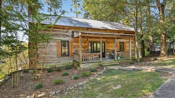 Cabin, 4 Bedrooms | Exterior