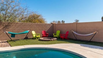 Uima-allas | Ulkouima-allas, lämmitetty uima-allas