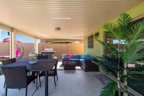 House, 4 Bedrooms | Outdoor dining - Casa Alessia 4br Home & Heated Pool 4 Bedroom Home (Casa Grande)