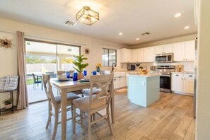 House, 4 Bedrooms | Private kitchen | Fridge, oven, coffee/tea maker, electric kettle