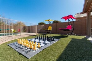 House, 4 Bedrooms | Property grounds