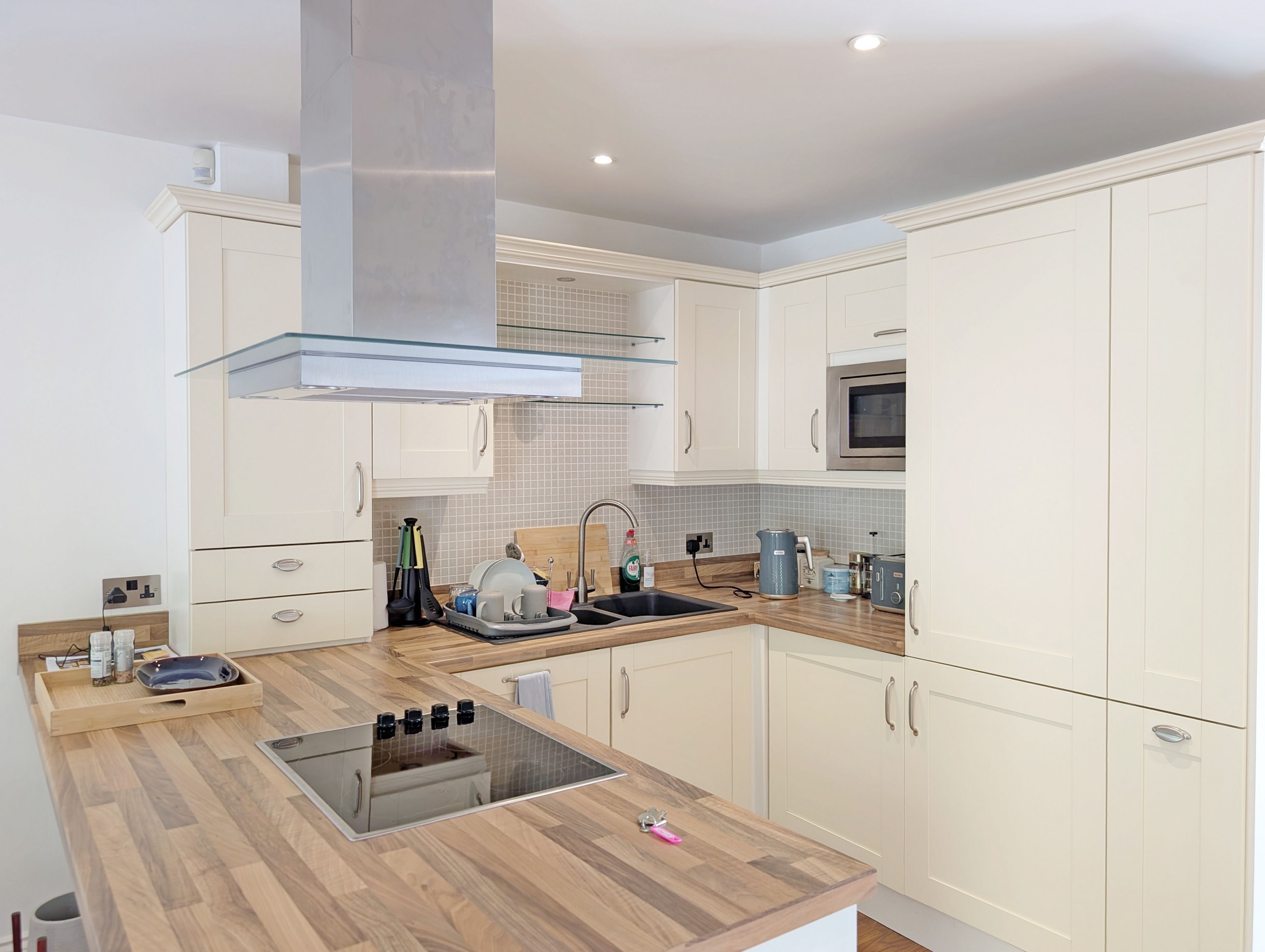 Fridge, microwave, oven, toaster