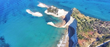 منزل | 3 عدّة غرف نوم وخدمة الإنترنت