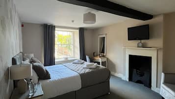 Double Room | Iron/ironing board, free WiFi