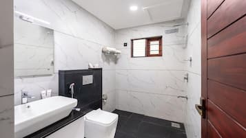 Pool Villa with Sit-out | Bathroom | Shower, soap, shampoo, toilet paper
