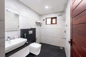 Pool Villa with Sit-out | Bathroom | Shower, soap, shampoo, toilet paper