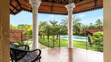 Pool View Cottage Room with Sit-out | Free WiFi