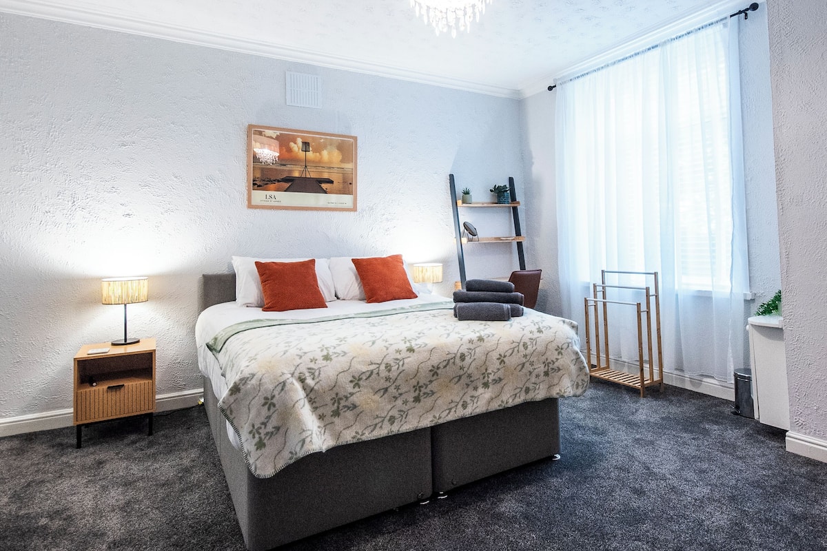 Apartment, 1 King Bed with Sofa bed