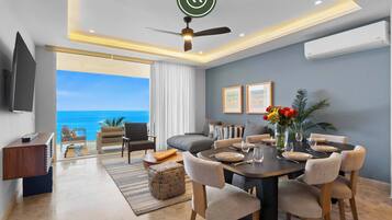 Departamento, 1 cama King size y sofá cama, balcón, vista al océano (Naarena 401) | Restaurantes