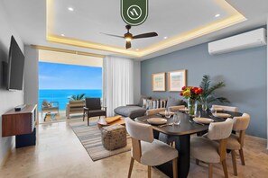 Departamento, 1 cama King size y sofá cama, balcón, vista al océano (Naarena 401) | Restaurantes