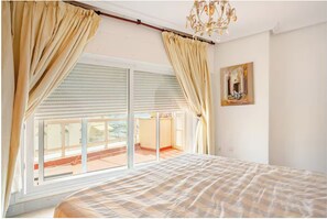 2 chambres, fer et planche à repasser, Wi-Fi, literie fournie