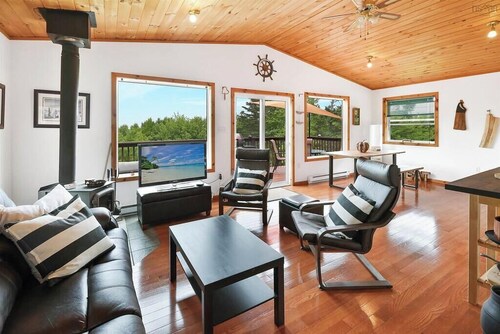 The Nature Dream House, Vacation home on Bras d'Or Lake, Cape Breton Island
