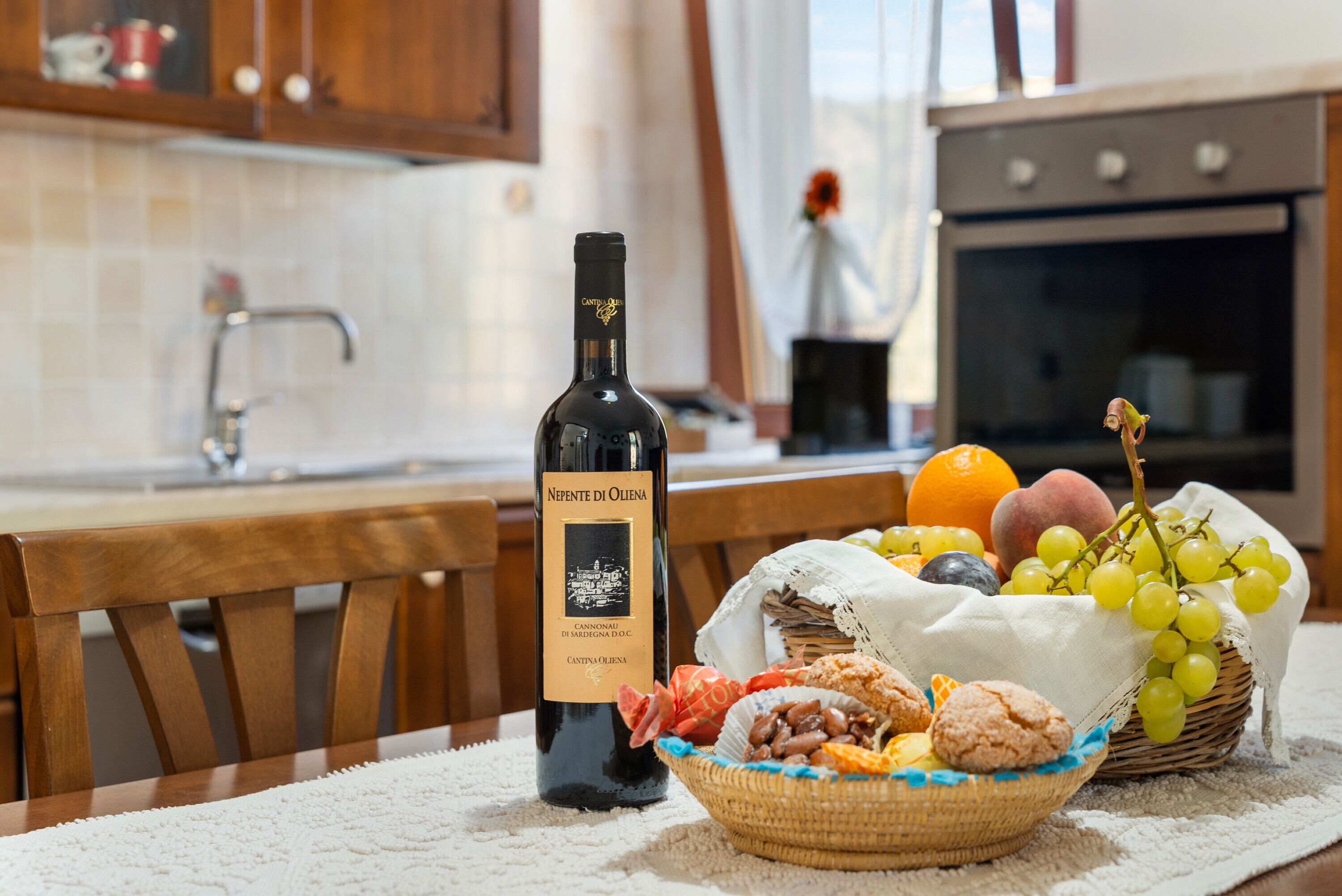 Frigorifero, forno, piano cottura, lavastoviglie