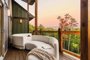 Terrace/patio - Luxe Home - Heated Pool, Hot Tub & Mountain Views! (Sevier County)