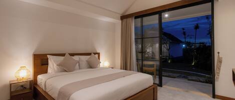Deluxe Double Room, Pool View