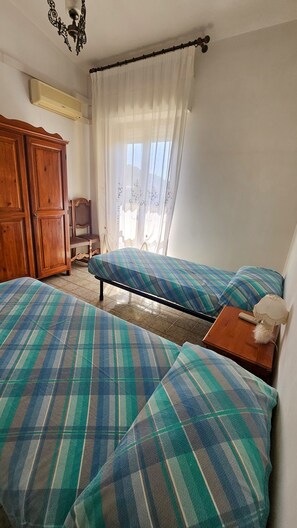 2 soverom og sengetøy