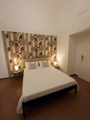 Double Room, Balcony, Courtyard View | Blackout drapes, soundproofing, iron/ironing board, free WiFi