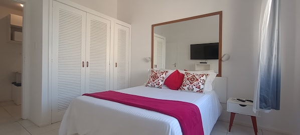 1 bedroom, iron/ironing board, free WiFi, bed sheets