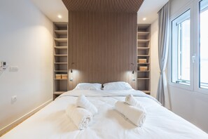 1 slaapkamer, een strijkplank/strijkijzer, wifi, beddengoed