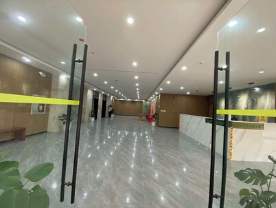 Premium Couple Room with Balcony at Megatower