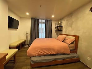 1 bedroom, WiFi, bed sheets