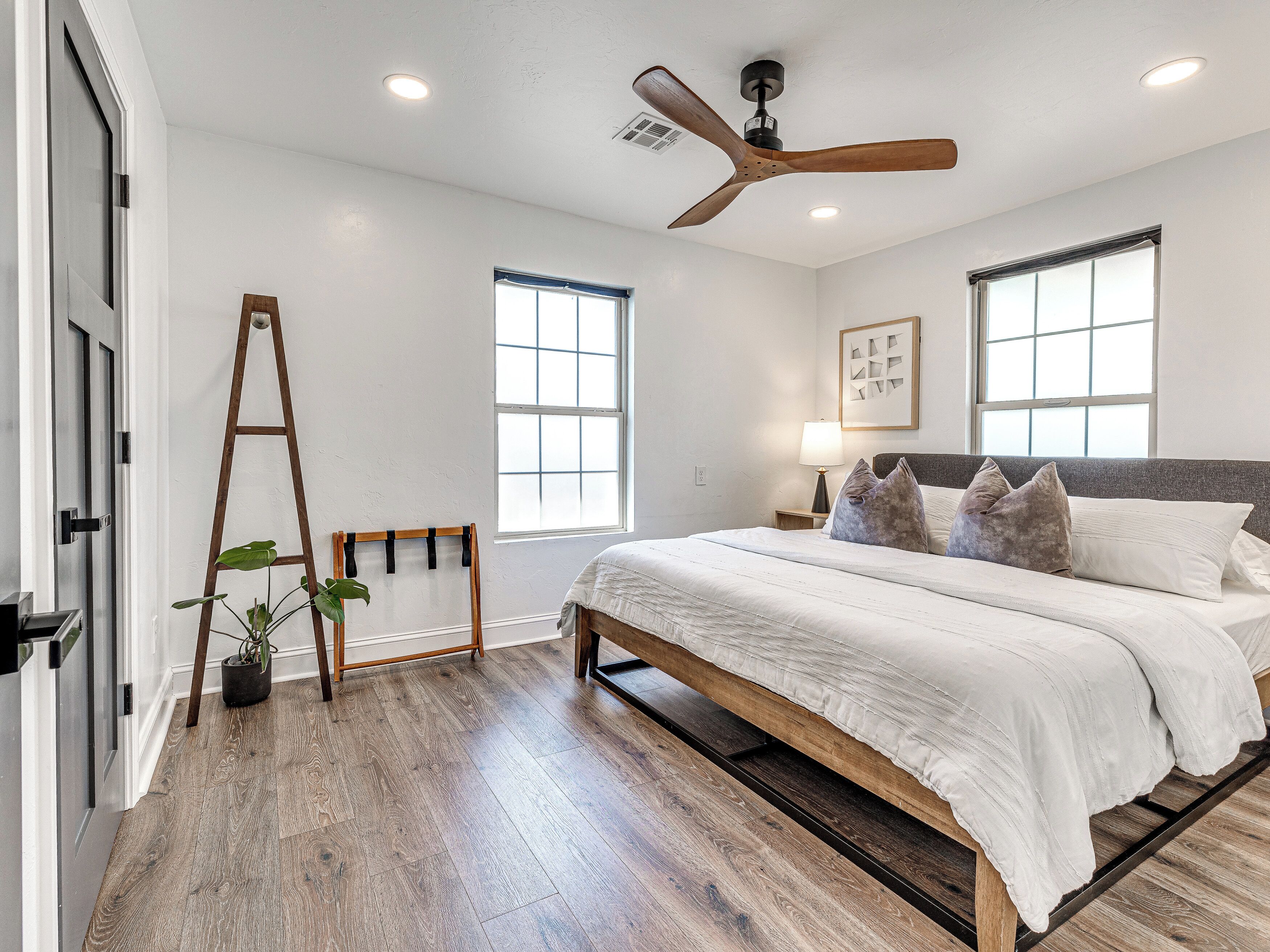 4 bedrooms, iron/ironing board, travel cot, free WiFi