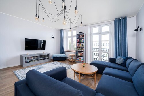 Two Levels Spacious Apt - 116m², Four Bedrooms - by Rentujemy