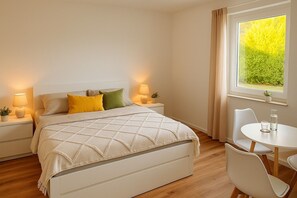 1 bedroom, iron/ironing board, travel cot, free WiFi