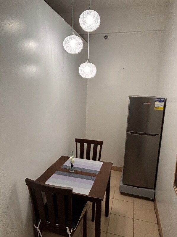 Room, 1 Bedroom, Accessible, Terrace | Dining room