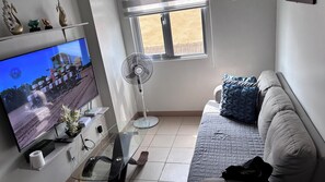 Room, 1 Bedroom, Accessible, Terrace | Living room