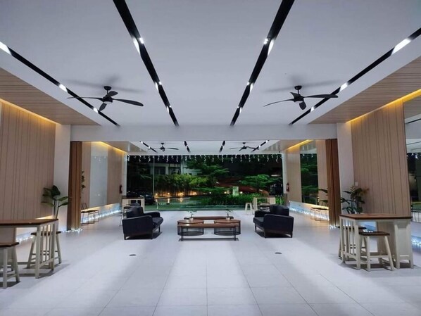 Room, 1 Bedroom, Accessible, Terrace | Lounge