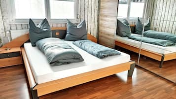 1 habitación, wifi y ropa de cama