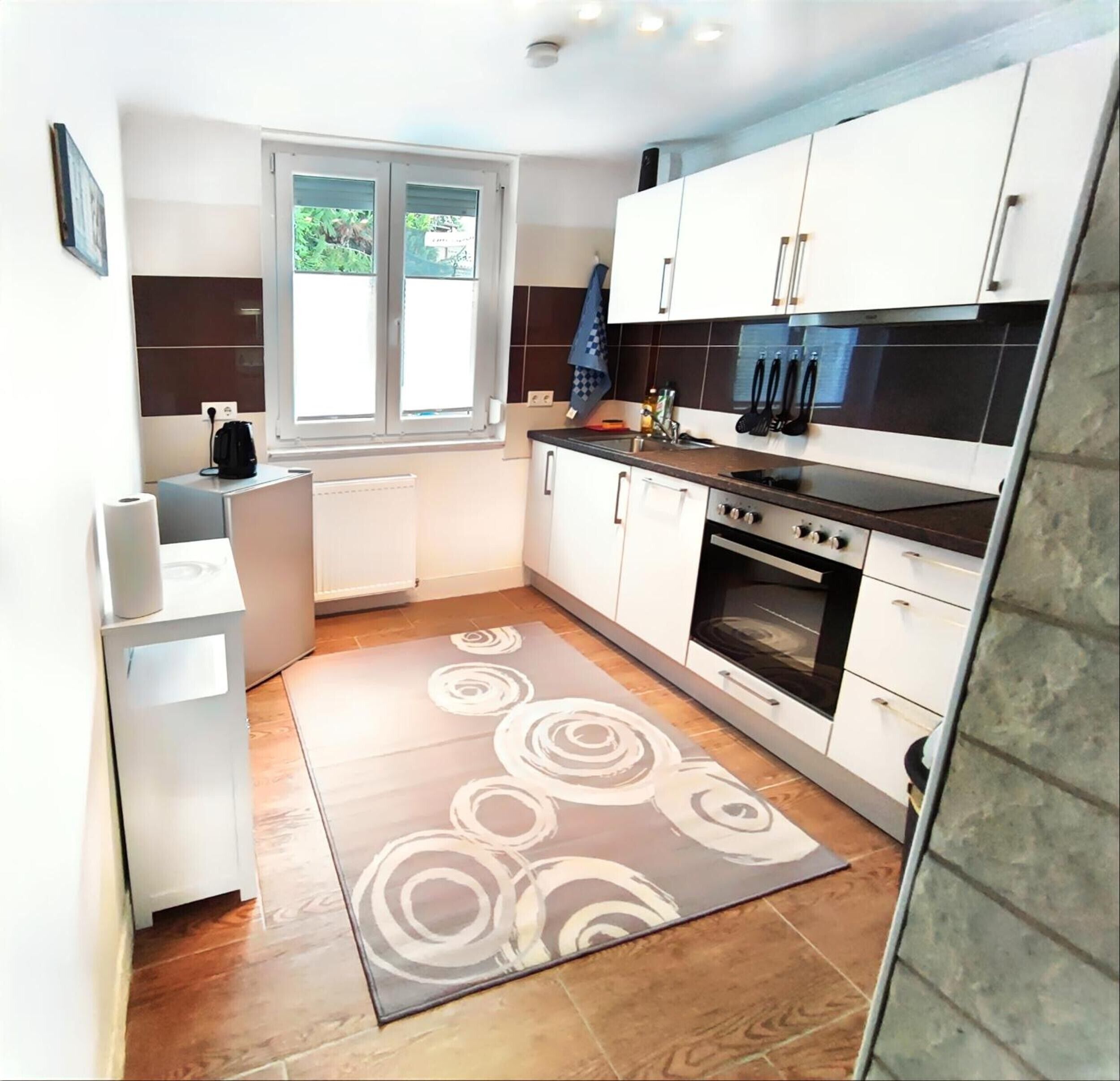 Refrigerador, horno, placa de cocina, lavavajillas