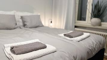 2 slaapkamers, een bureau, wifi, beddengoed