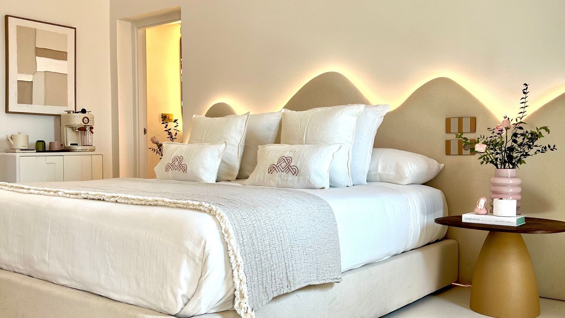 In-room safe, blackout curtains, free WiFi