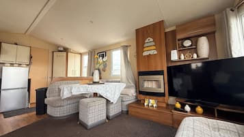 3 bedrooms, individually decorated, individually furnished, free WiFi