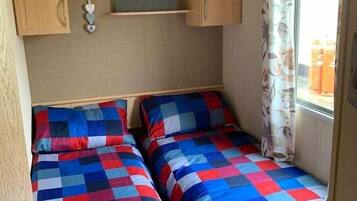 3 habitaciones, decoración personalizada y muebles diferentes