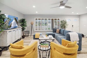 TV, fireplace, offices