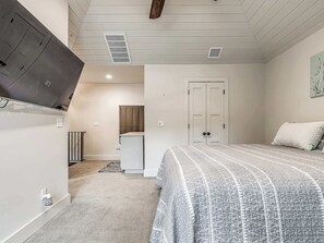 1 Schlafzimmer, Bügeleisen/Bügelbrett, Reisekinderbett, WLAN