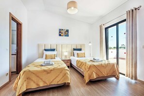 6 quartos, Wi-Fi, roupa de cama