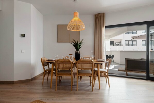 تناول الطعام