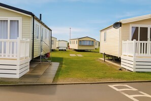 Cottage | Exterior - Lyons Sunnysands Holiday Park - Holiday Accommodation 13733 (Talybont)